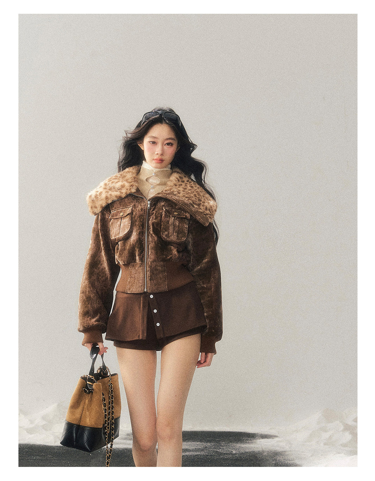 少也眼 "Defocused Dreams" Melard Leopard Utility Cropped Jacket - Chestnut Brown