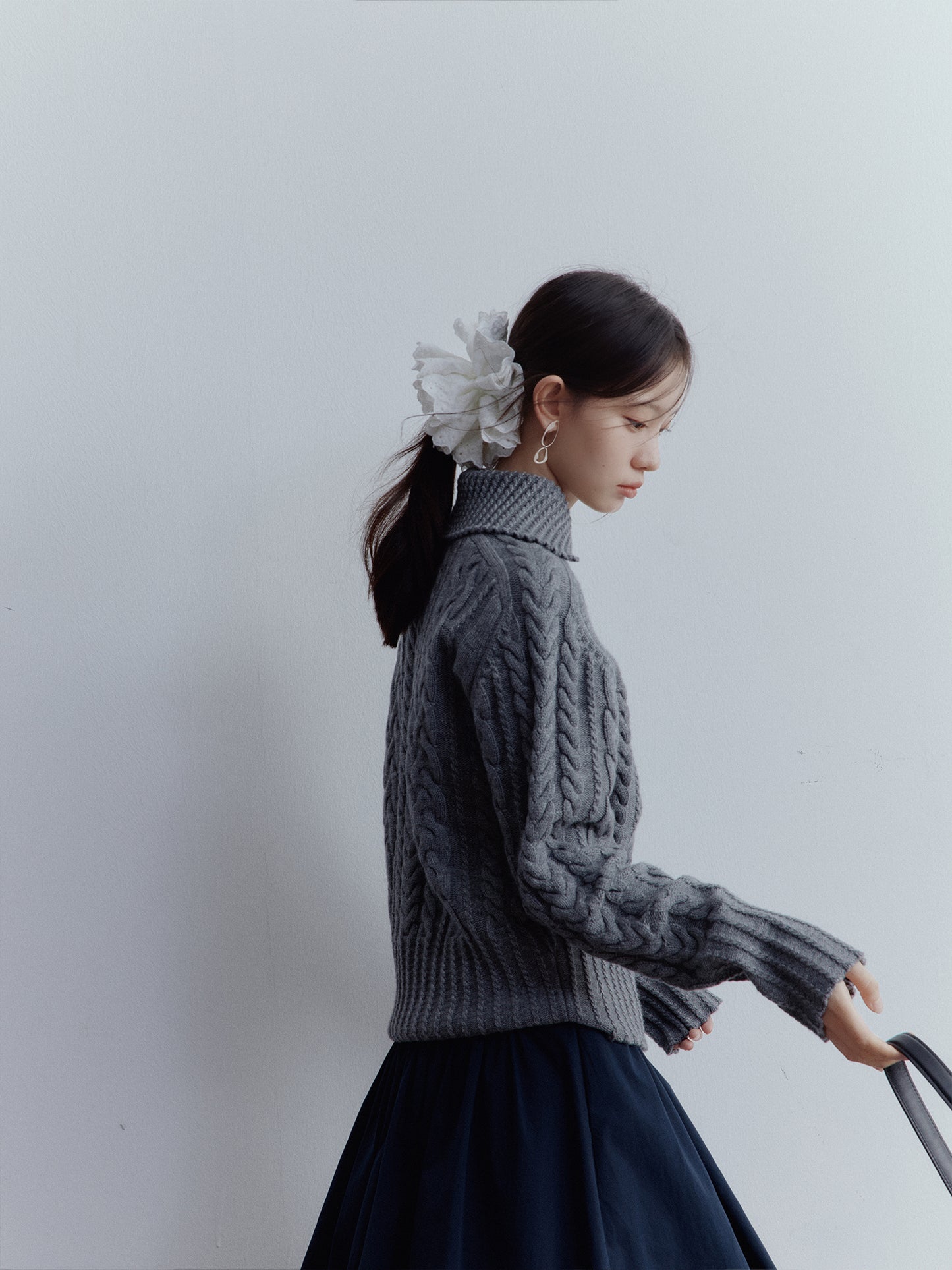 FUSSED A Nerd’s Daily Twist Cable & Textured Pullover – Mist Grey FOF-25SS164a