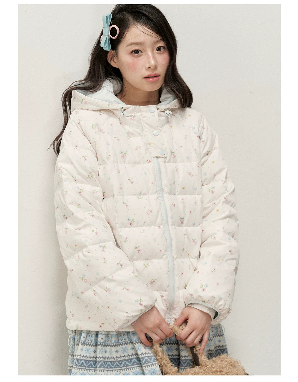 RF - Ivory Floral Print Cropped Hooded Down Jacket with Contrast Lining