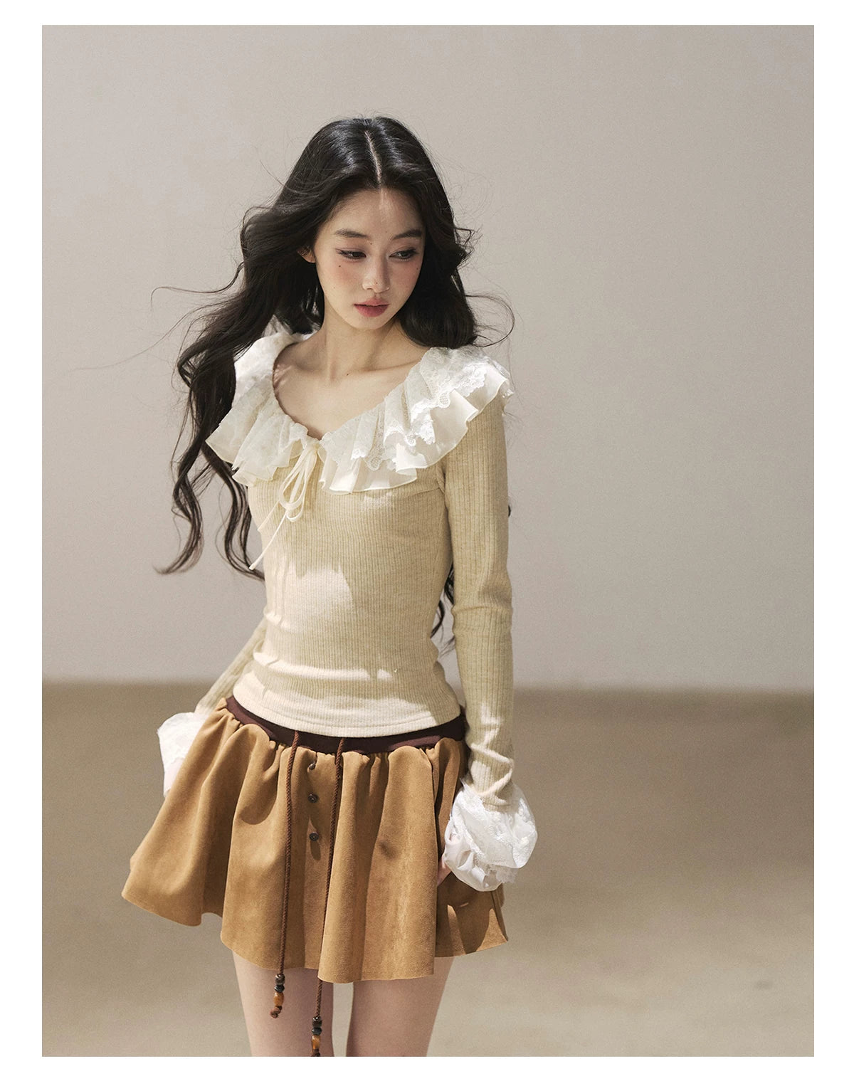 AOMALM - Oatmeal Ruffle Lace Knit Cropped Top