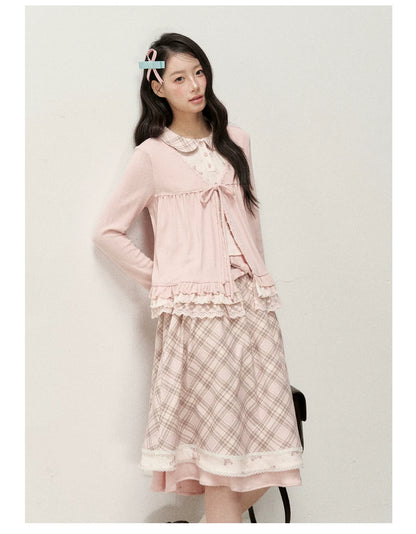 [RF] Vintage-Inspired Gingham Check Two-Piece Set with V-Neck Top and Pleated Skirt