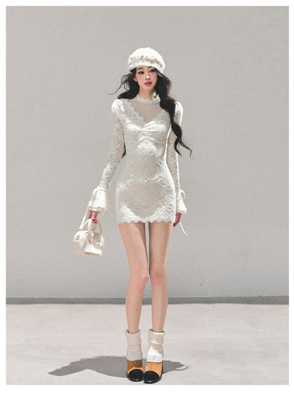 少也眼 “The Moment of the Full Moon" French Lace Winter Dress - White 845613