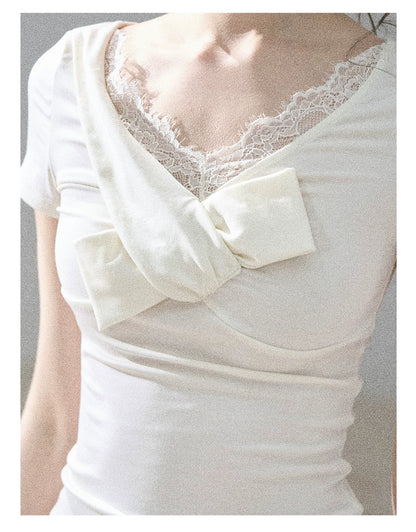 "White Tea Under the Moonlight" White Lace V-Neck Top