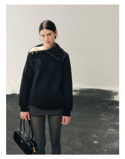 少也眼 "Dark Undertow in Zero Gravity" High-Neck Structured Knit Top