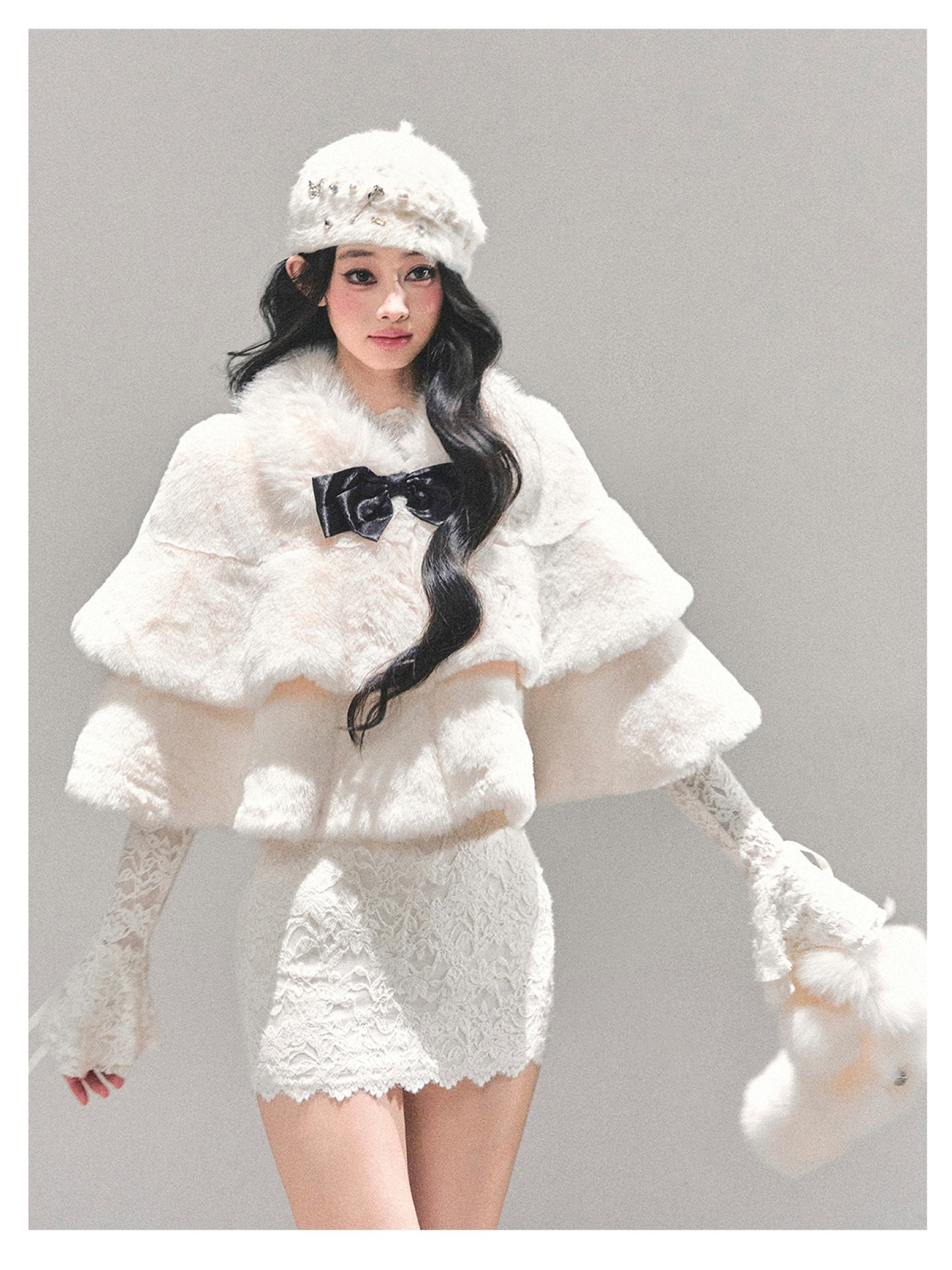 少也眼 “When the First Snow Falls" Plush Winter Cape Coat