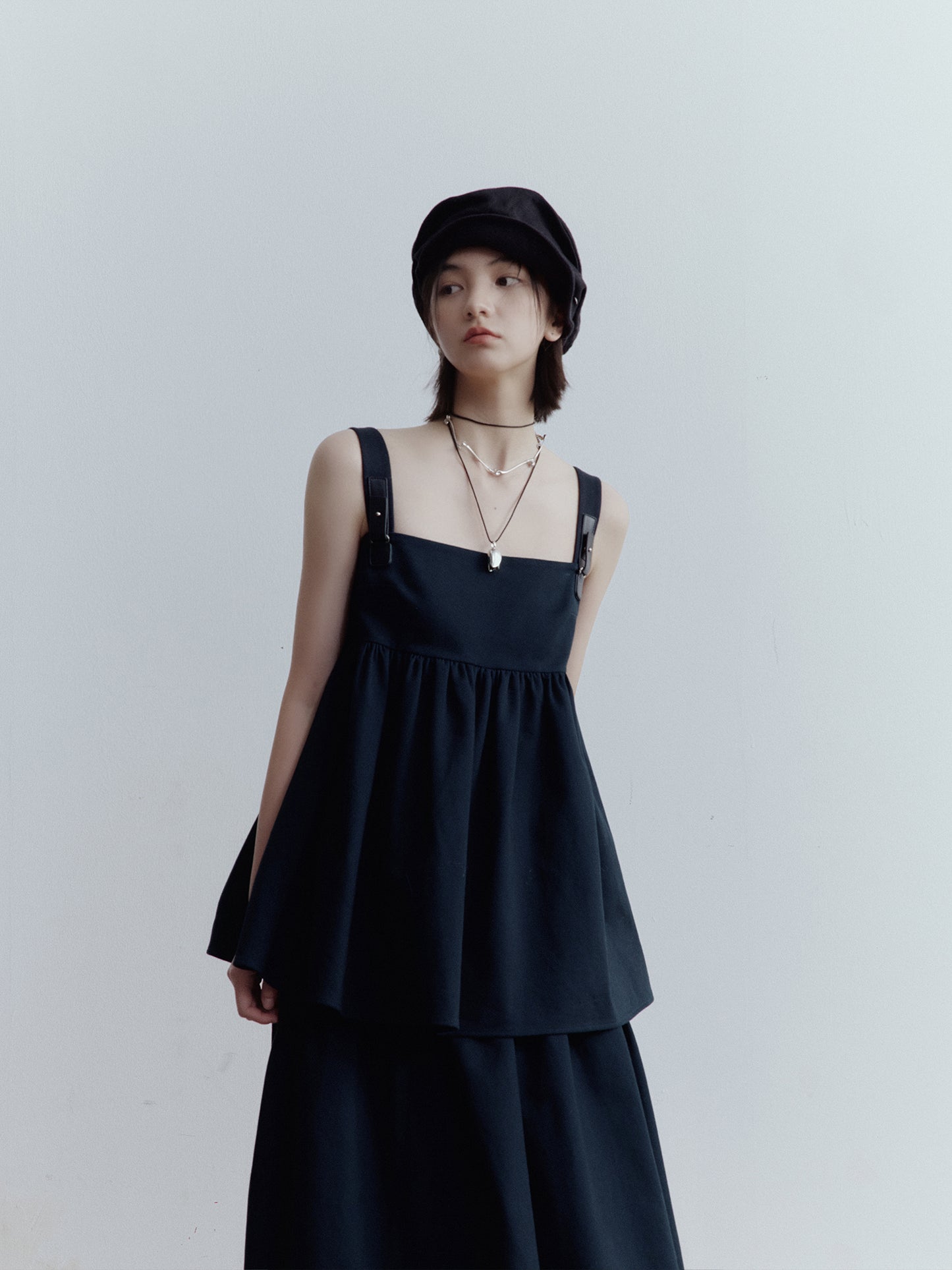 FUSSED Strange Museum Linen Deconstructed Baker Boy Hat – Elegant Black FOFAC-25AW016