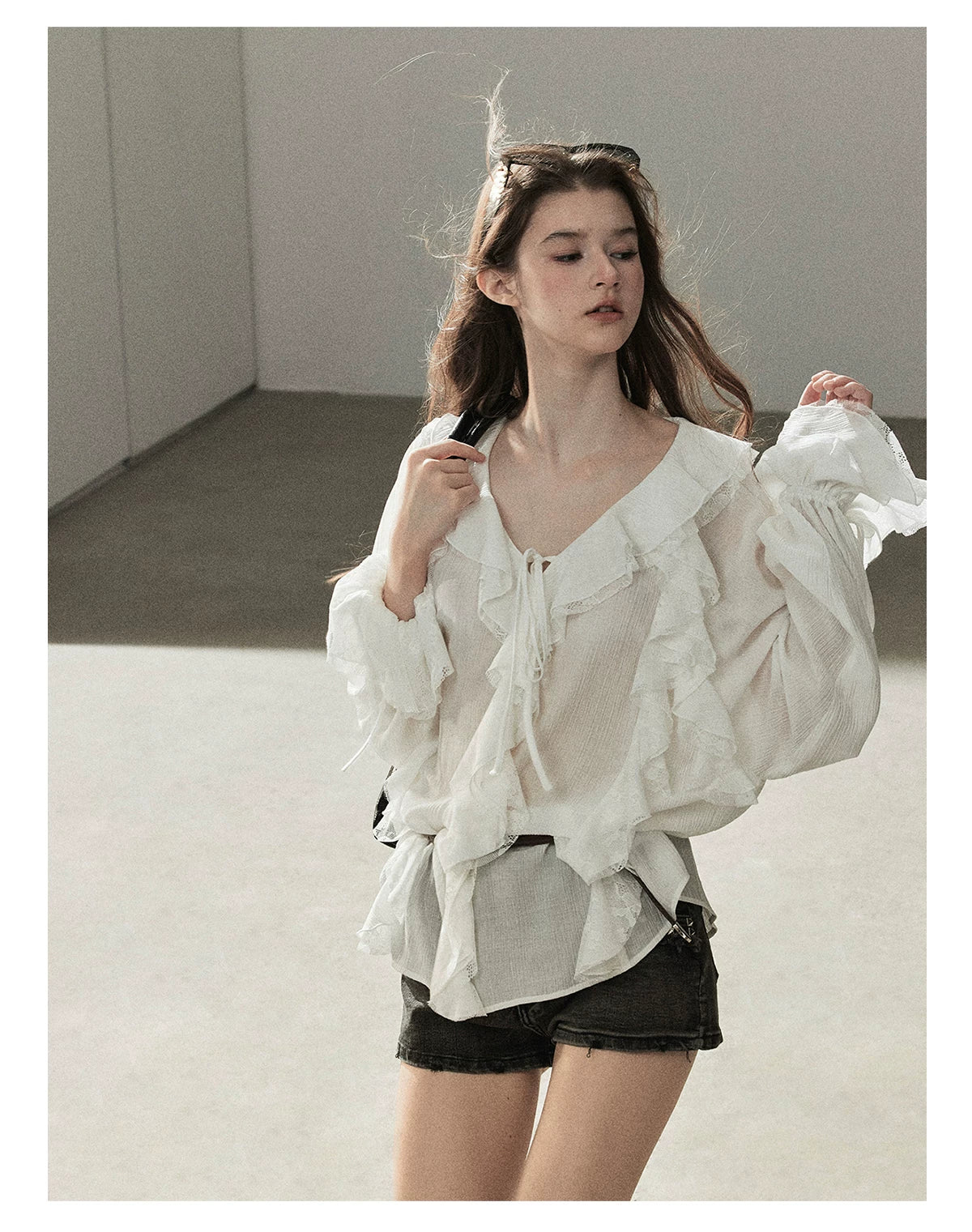 AOMALM - "A Featherlight Touch" French Camellia White Lace Chiffon Top with Belt (Camellia / Oatmeal / Cinnamon Pink)