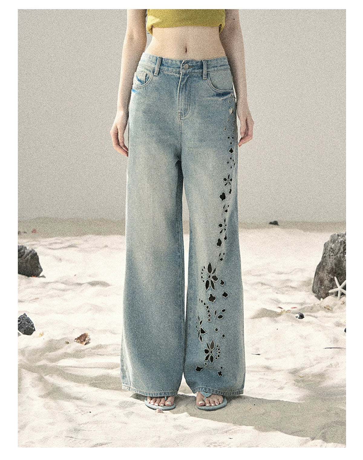 "Scent of Sea Salt" Vintage Blue Embroidered Wide-Leg Jeans 536843
