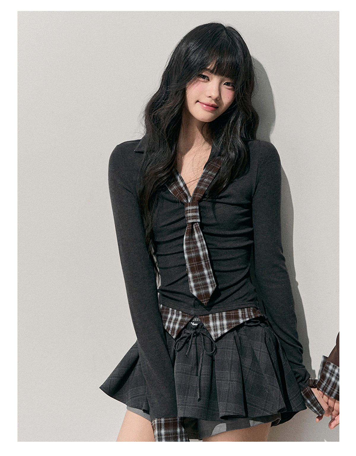 少也眼 “Faded Moss Traces” Vintage Plaid Layered-Effect Knit Top 5435435