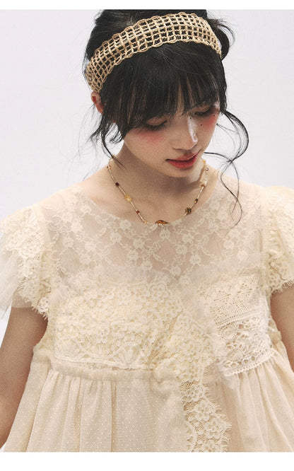 "Apricot Blossom Letter" Oatmeal Lace Patchwork Short Sleeve Blouse