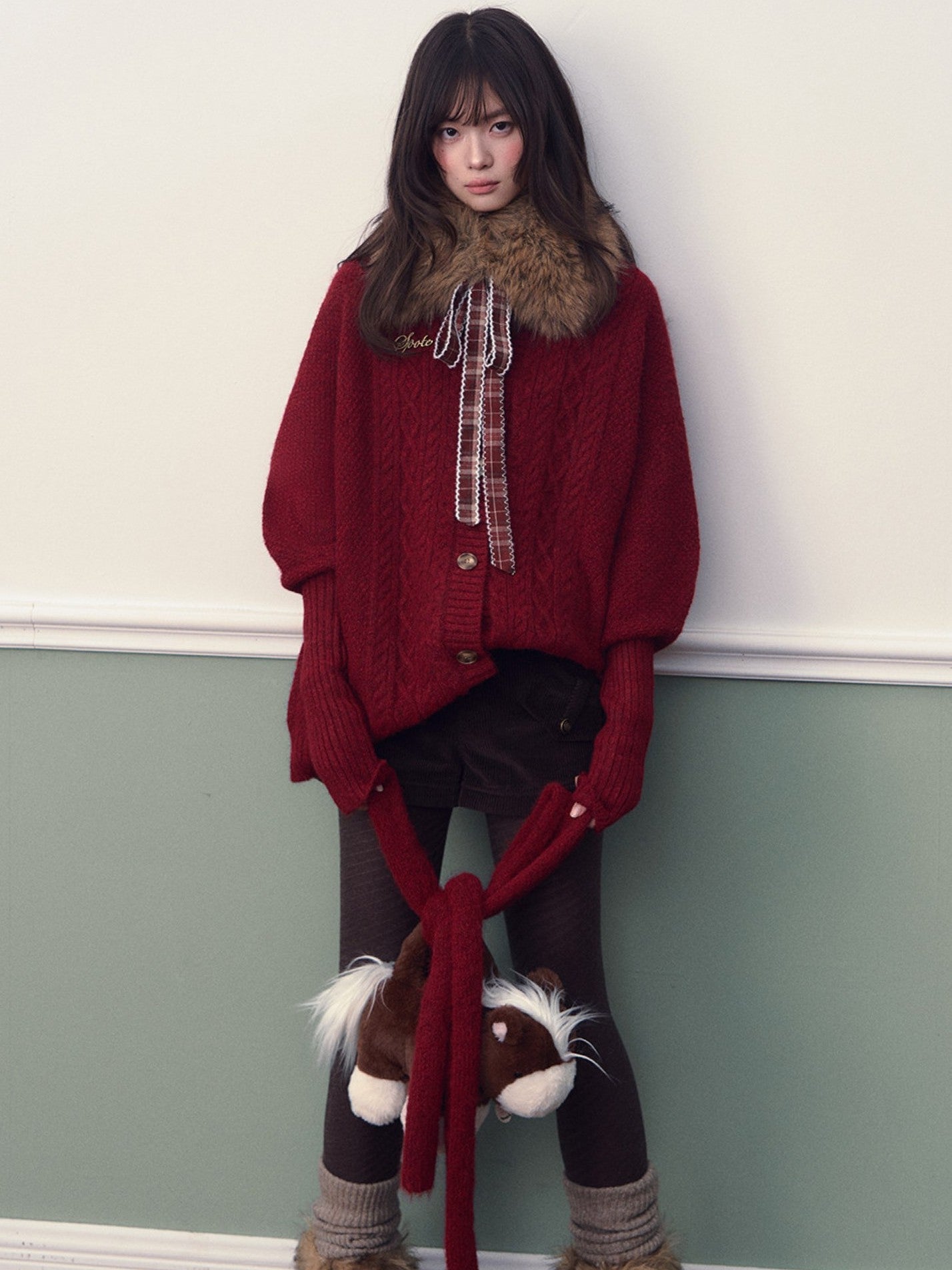 Soote Season - "Vintage Holiday Bow" Burgundy Batwing Faux-Fur Collar Cable-Knit Cardigan