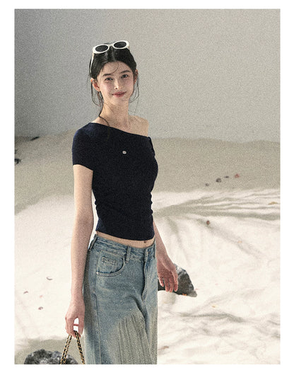 "Shape of the Wind" Navy Blue One-Shoulder Twist Crop Top 6556585