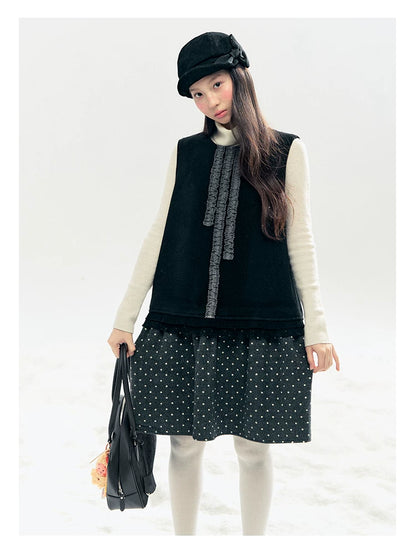 "Berlin Winter Chronicle" Black Polka Dot Capelet & Pinafore Dress Set