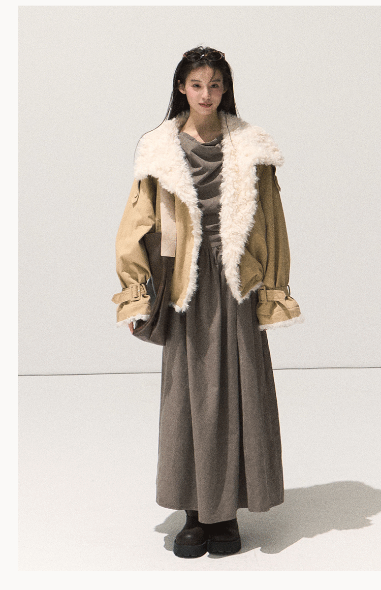 OAKMOO/ "A Night Under the Osmanthus Tree" Rich Black Lambswool-Trimmed Cropped Leather Jacket (Rich Black / Hazel Khaki)