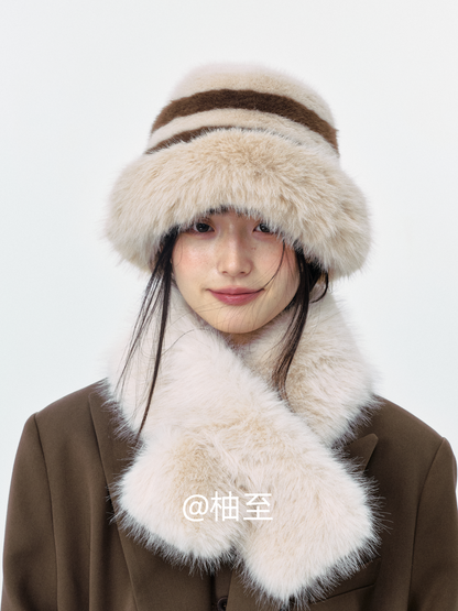 Off White Striped Plush Hat & Scarf Set – Cozy 2-Piece Winter Ensemble