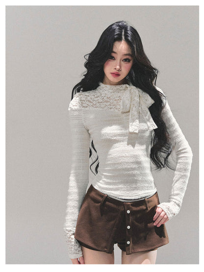 少也眼 “Monochrome Whispers" Lace Long-Sleeve Top - White