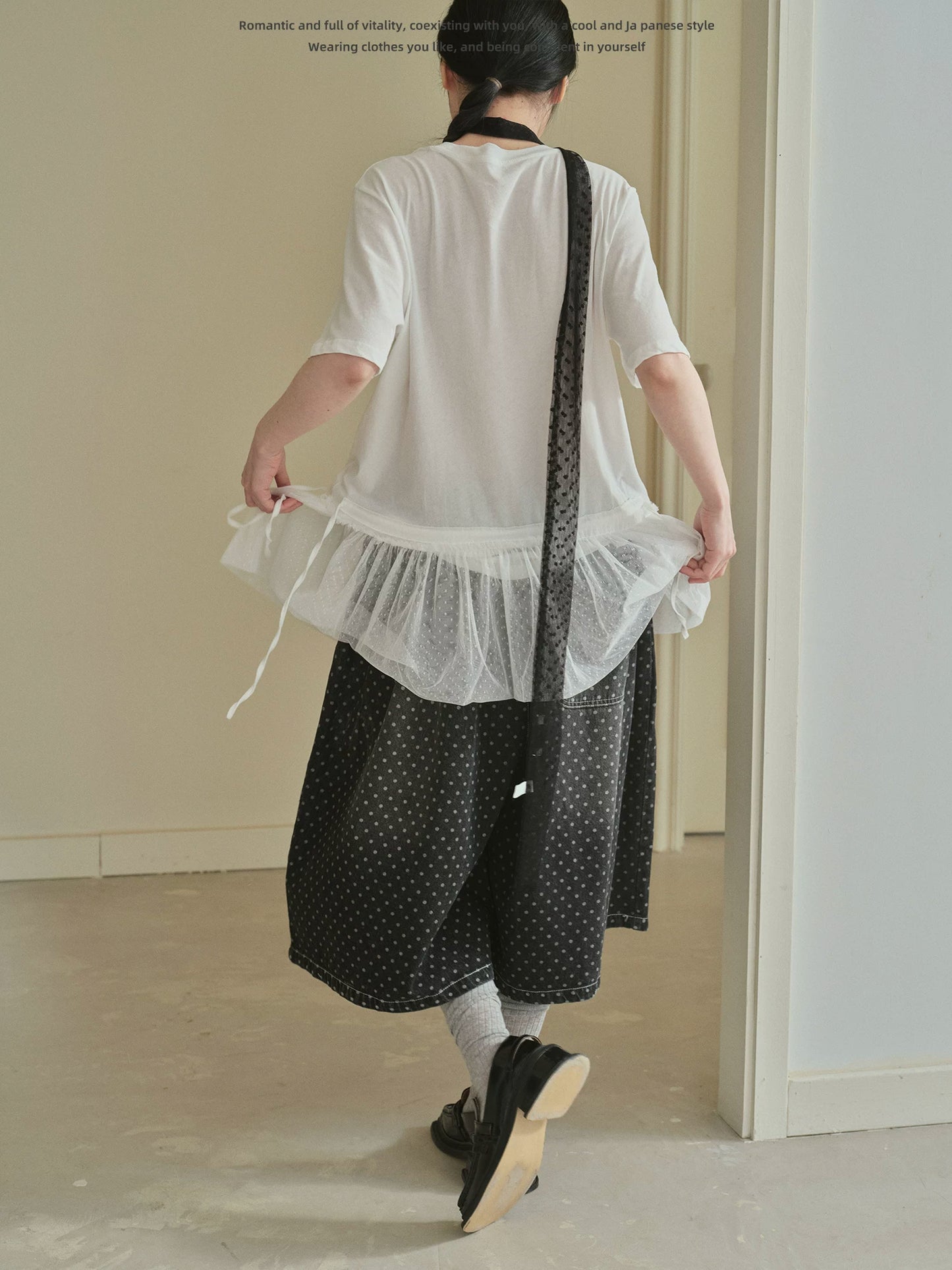 "Dot Veil" Polka Dot Mesh Panel T-Shirt (White / Gray)