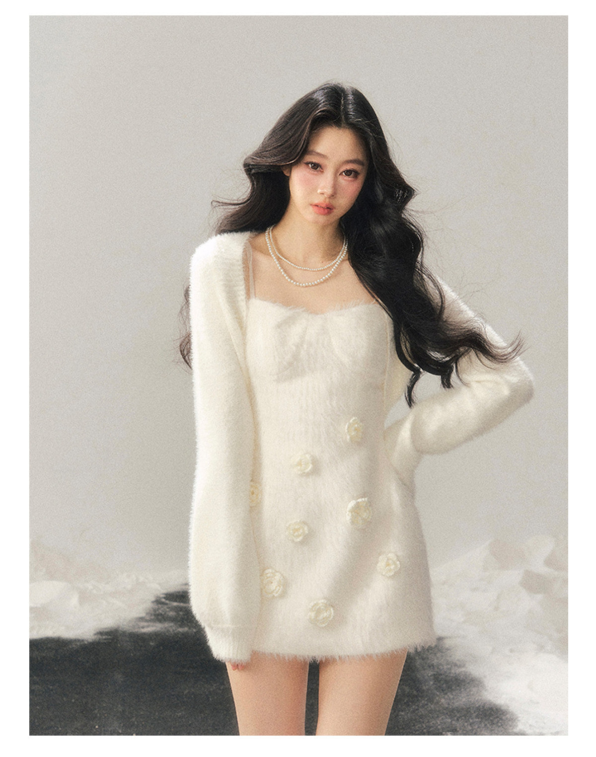 少也眼 "She Steps Through Frostlight" French 3D Floral Faux Mink Mini Dress - Camellia White