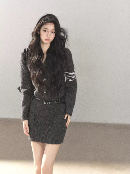 AOMALM - Whale Gray Hooded Faux-Two-Piece Knit Dress with Belt