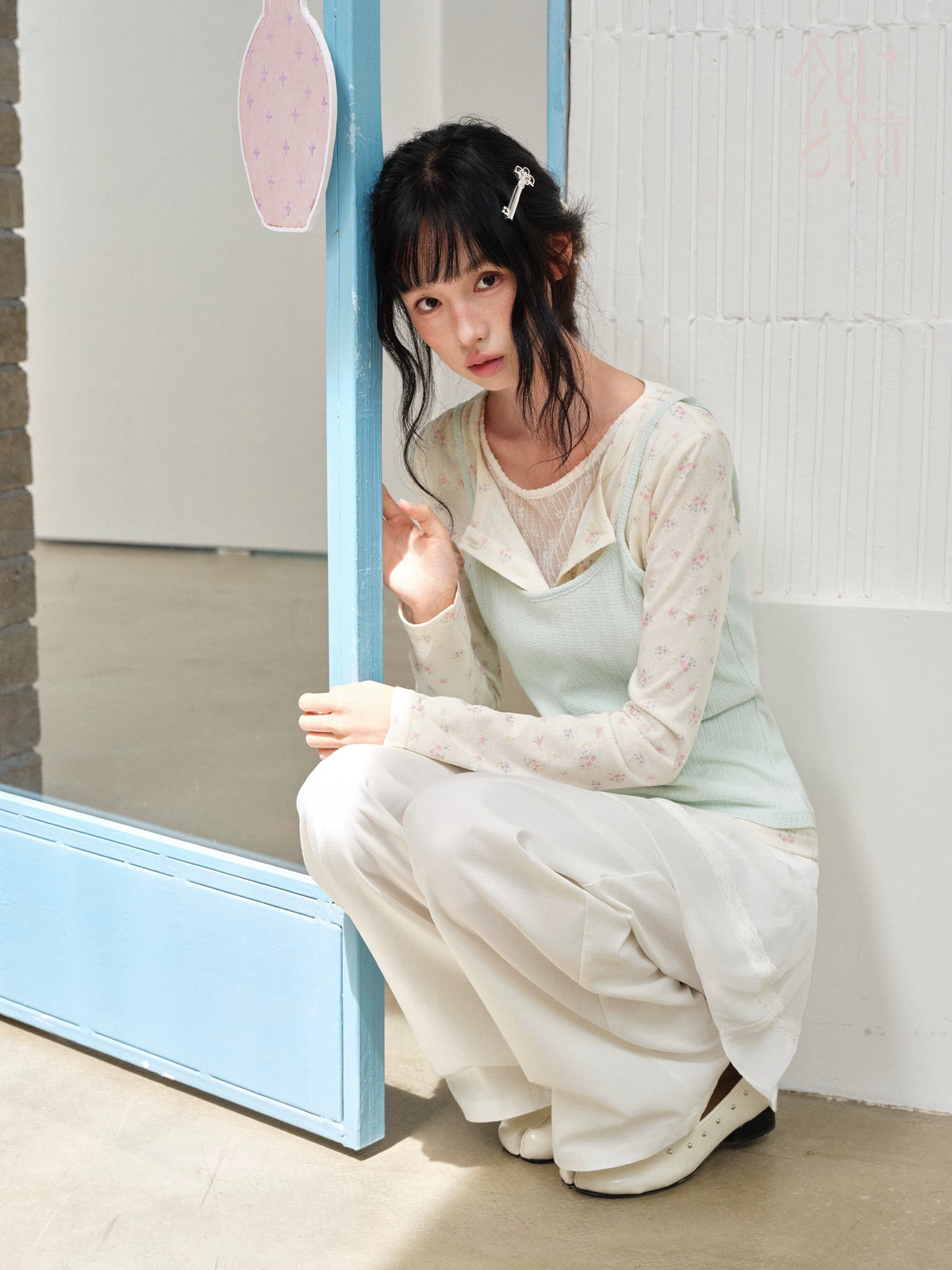 DAILY ARTIST - Mint Green Floral Layered Henley Lace Top
