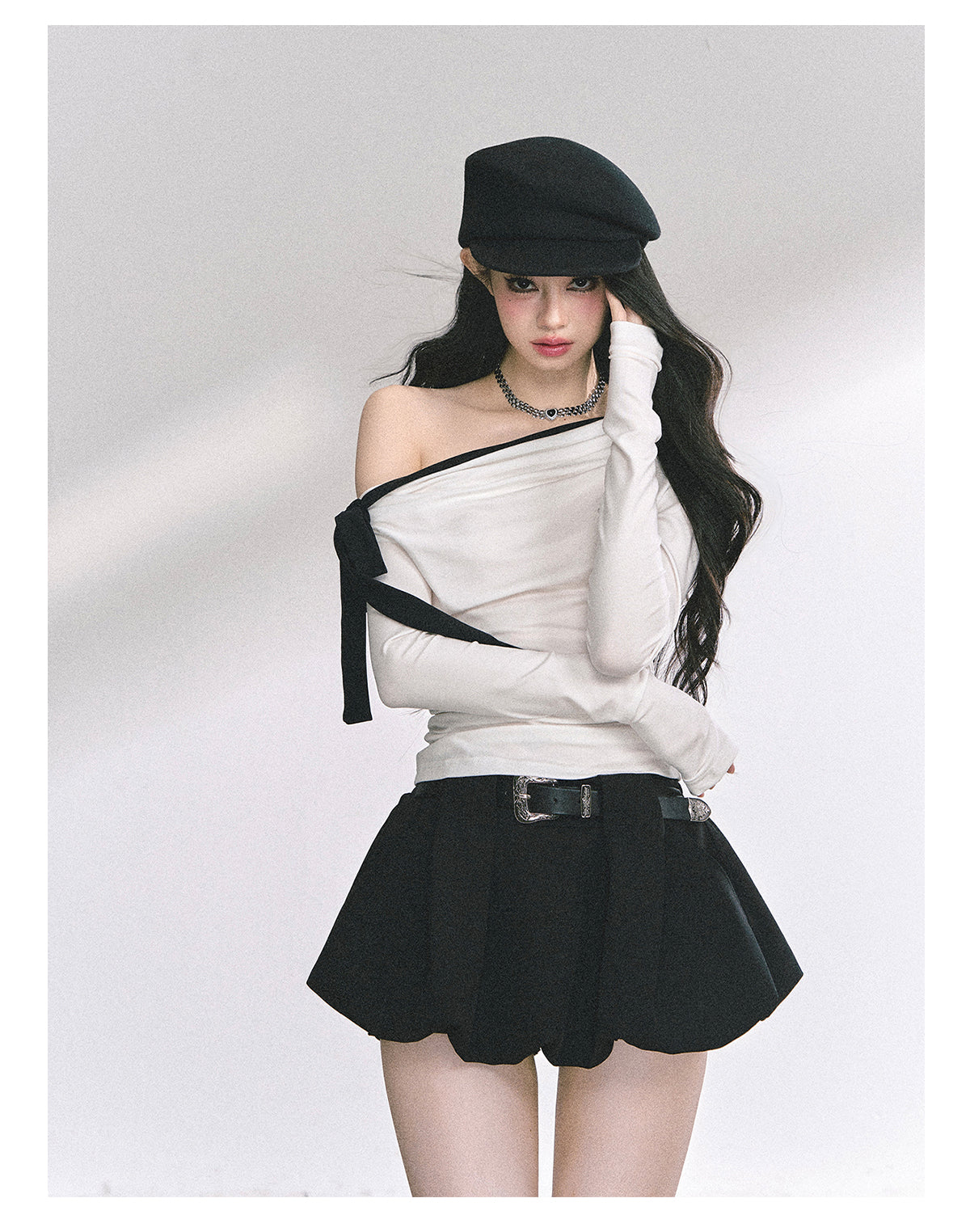 少也眼 "Sweet Temptation Spiral" Asymmetric Off-Shoulder Long-Sleeve Crop Tee - White