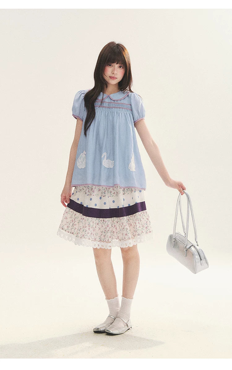 "Antique Dollhouse" Lace Appliqué Peter Pan Collar Puff Sleeve Blouse (Ivory White/ Still Blue)