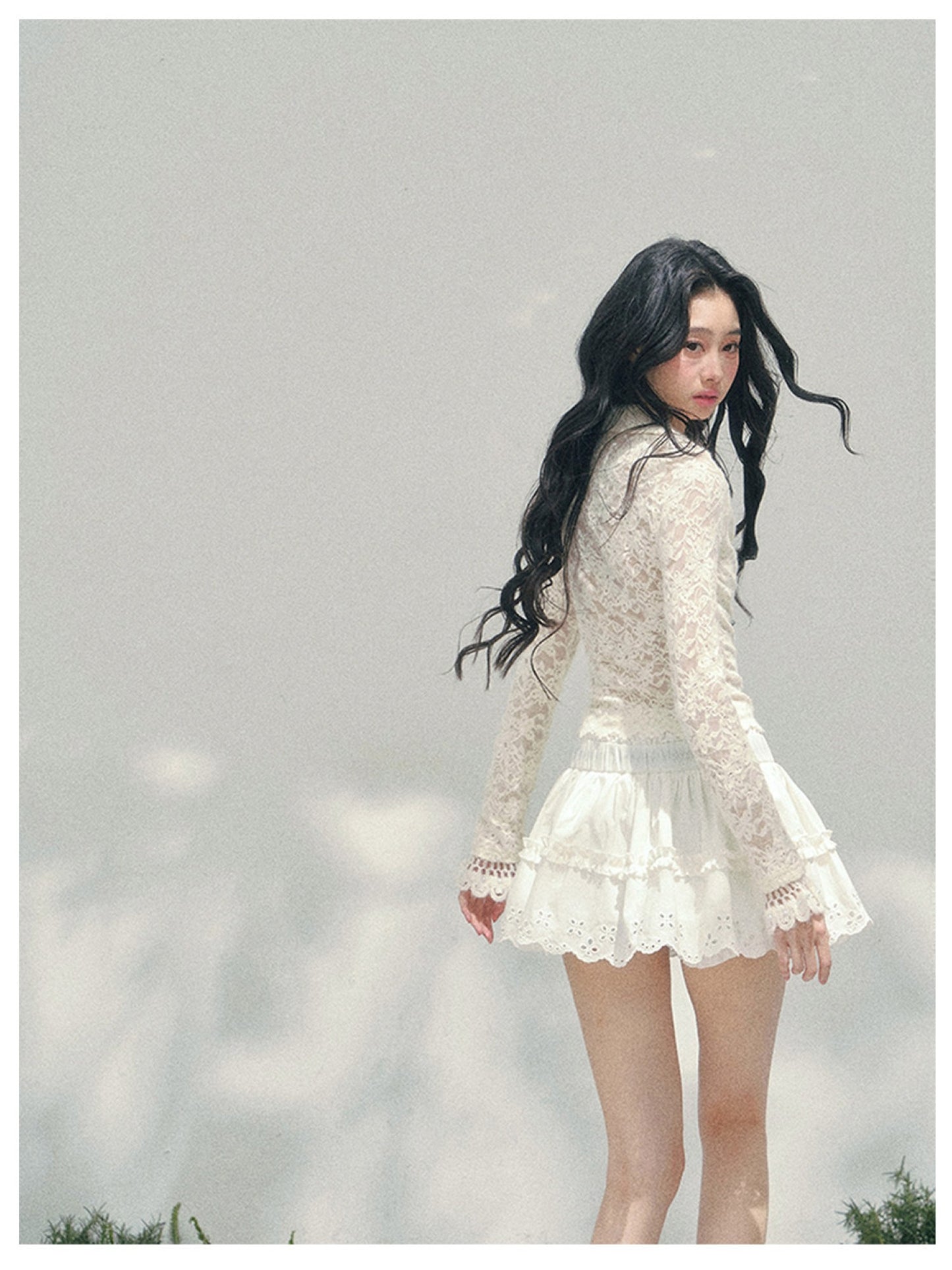少也眼 “Soft Focus Monologue” Faux-Layer Sheer Lace Tie-Detail Top – Apricot 4563634583