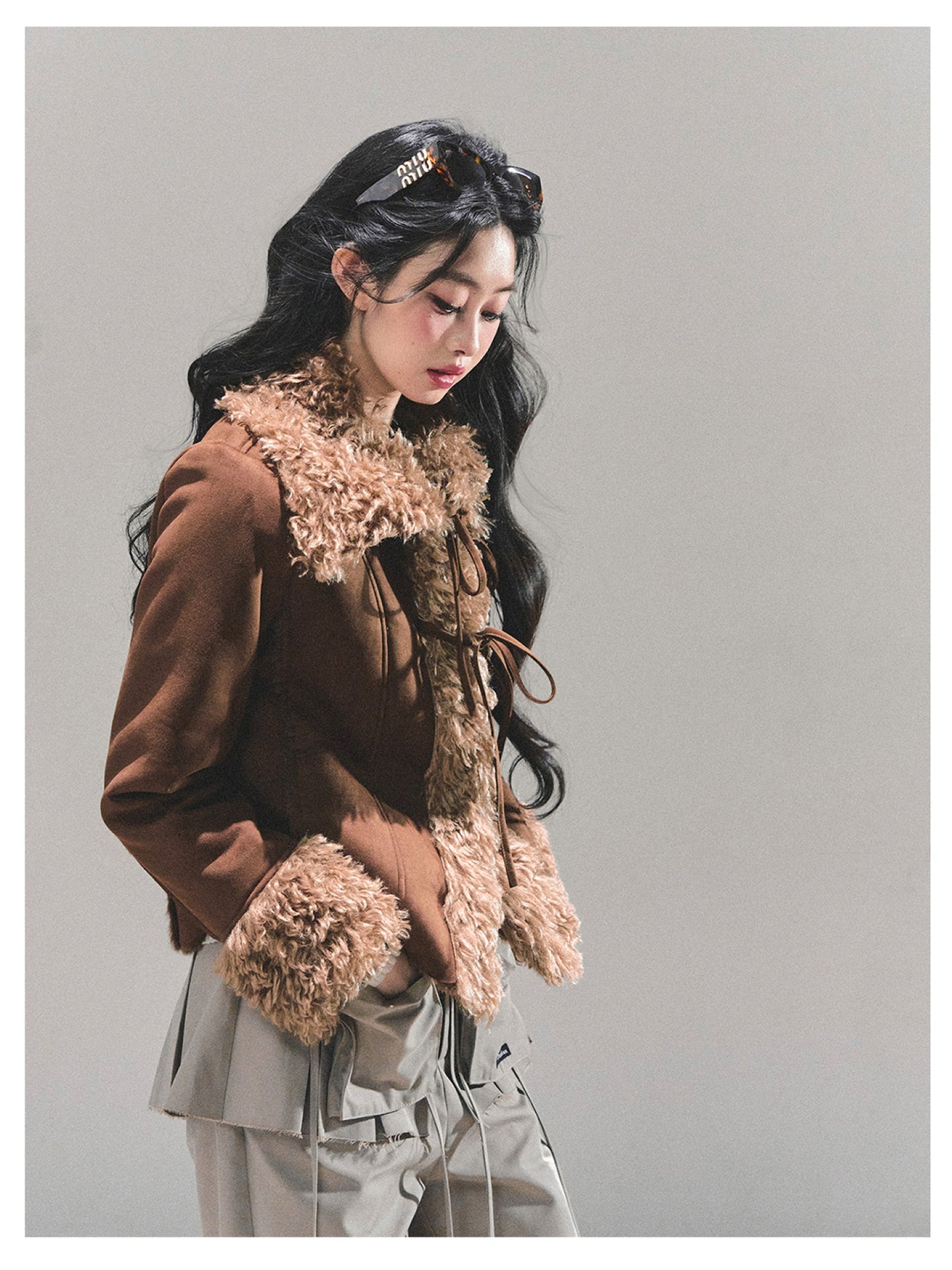 少也眼 “She Melted Into Winter" Faux Shearling Warm Jacket - Coffee Brown