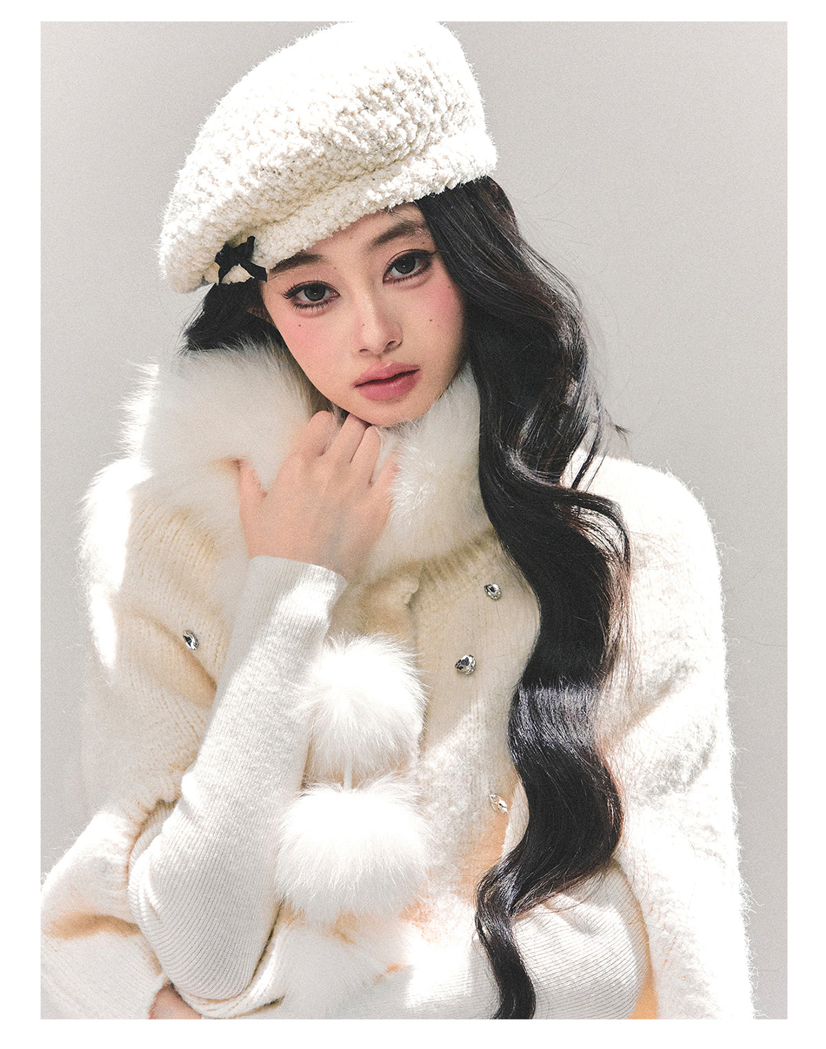 少也眼 “Monologue of the Wilderness” Knit Cape Sweater - White 68415