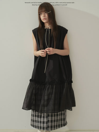 "Floating Veil" Mesh Panel Layering Maxi Dress (Black / White)