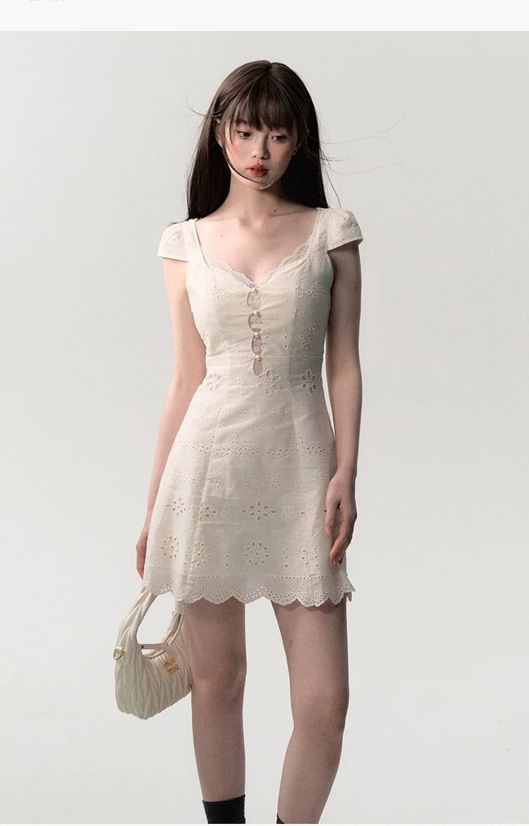 OAKMOO/ "A Flutter of Time" Cream White Fitted Lace-Trimmed Textured Dress