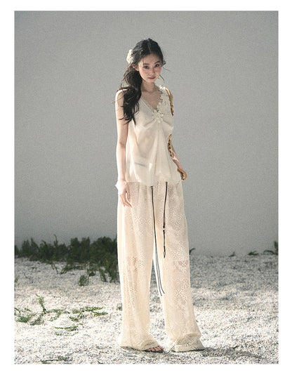 “Silent Rose” Ivory Floral Lace Sleeveless Top