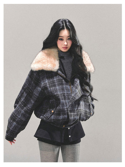少也眼 “Quiet Radiance" Navy Check Oversized Wool Jacket