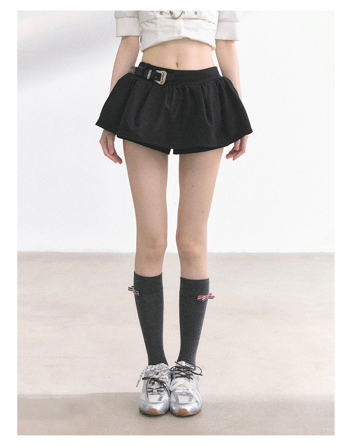 少也眼 "Annie Academy" A-Line Puff Mini Skirt - Black
