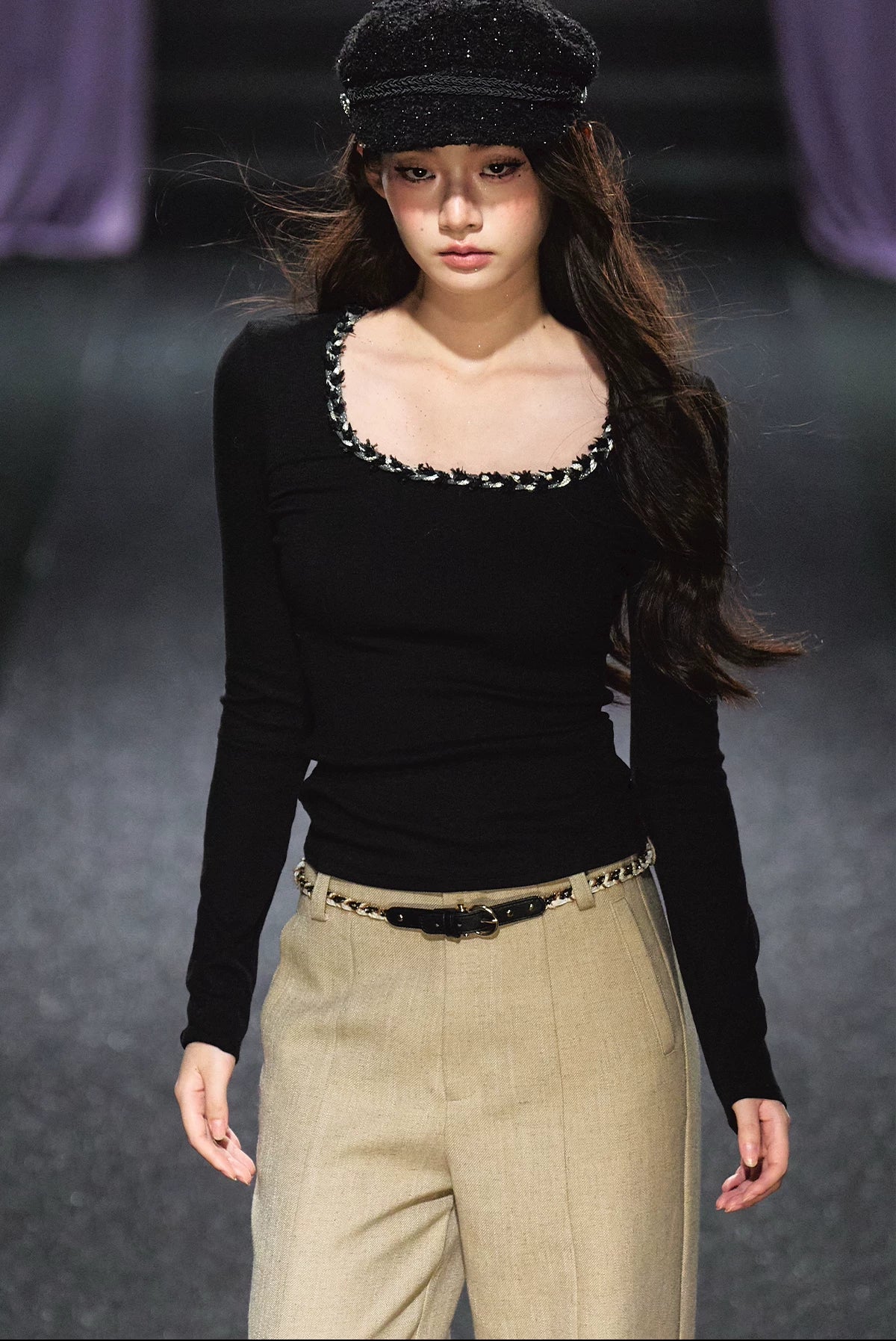 "Heiress Charm" Square Neck Knit Top (Black/ Light Apricot)