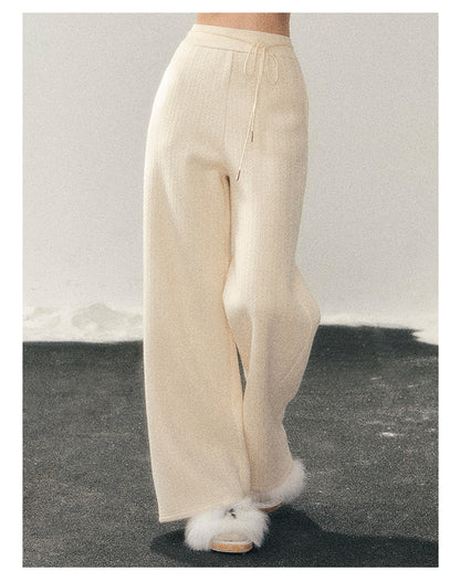 少也眼 "She Drifts Like a Cloud" Korean Minimal Knit Wide-Leg Pants - Milky Almond White