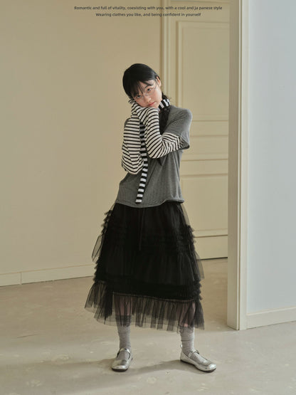 "Misty Layers" Tiered Mesh Skirt (Black / Greige)