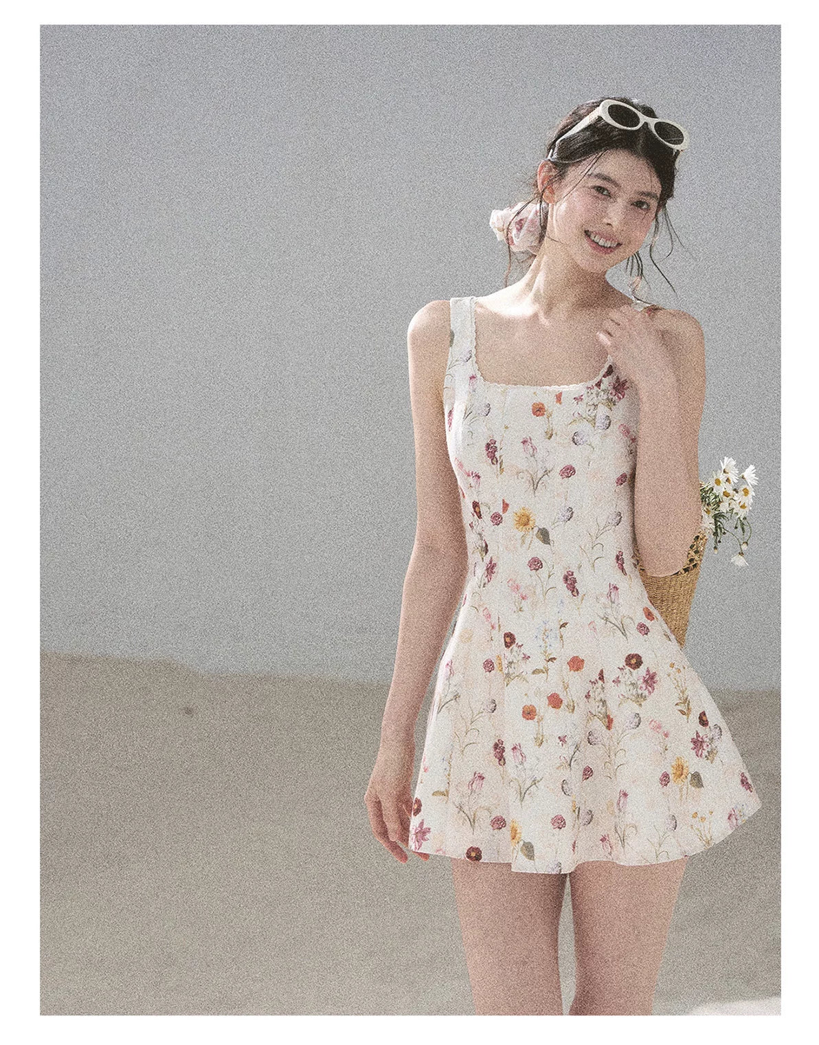 "Chamomile Summer" Dutch Cheese Floral Lace Pinafore Mini Dress 46345
