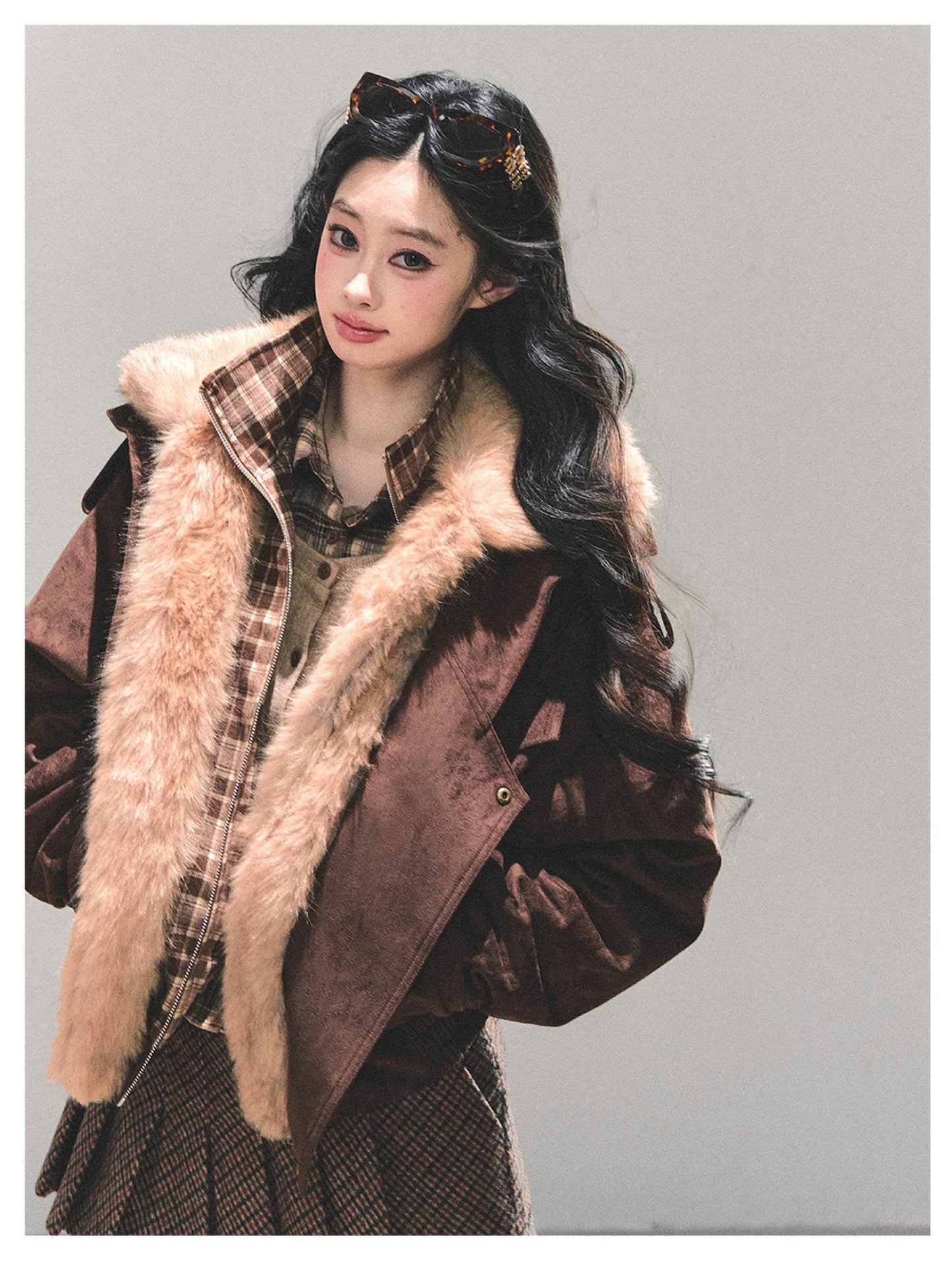 少也眼 "Endless Freedom" Detachable Faux Fur Layered Brown Jacket