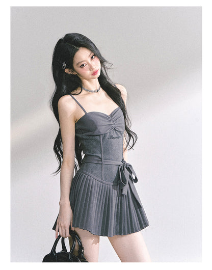少也眼 “Model Girl Idol” Puff Mini Dress