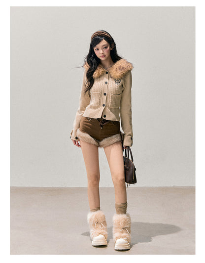 少也眼 “Silent Snowfall” Faux-Fur Collar Knit Cardigan 54639846