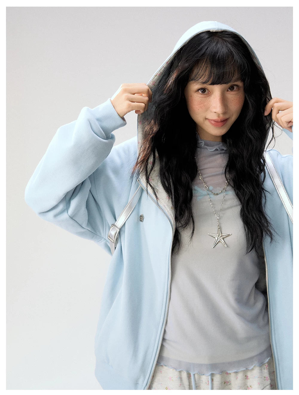 [CAN] "Misty Blue Floral Reverie" Light Blue Floral Set (Reversible Jacket / Sweatpants / Tiered Skirt)