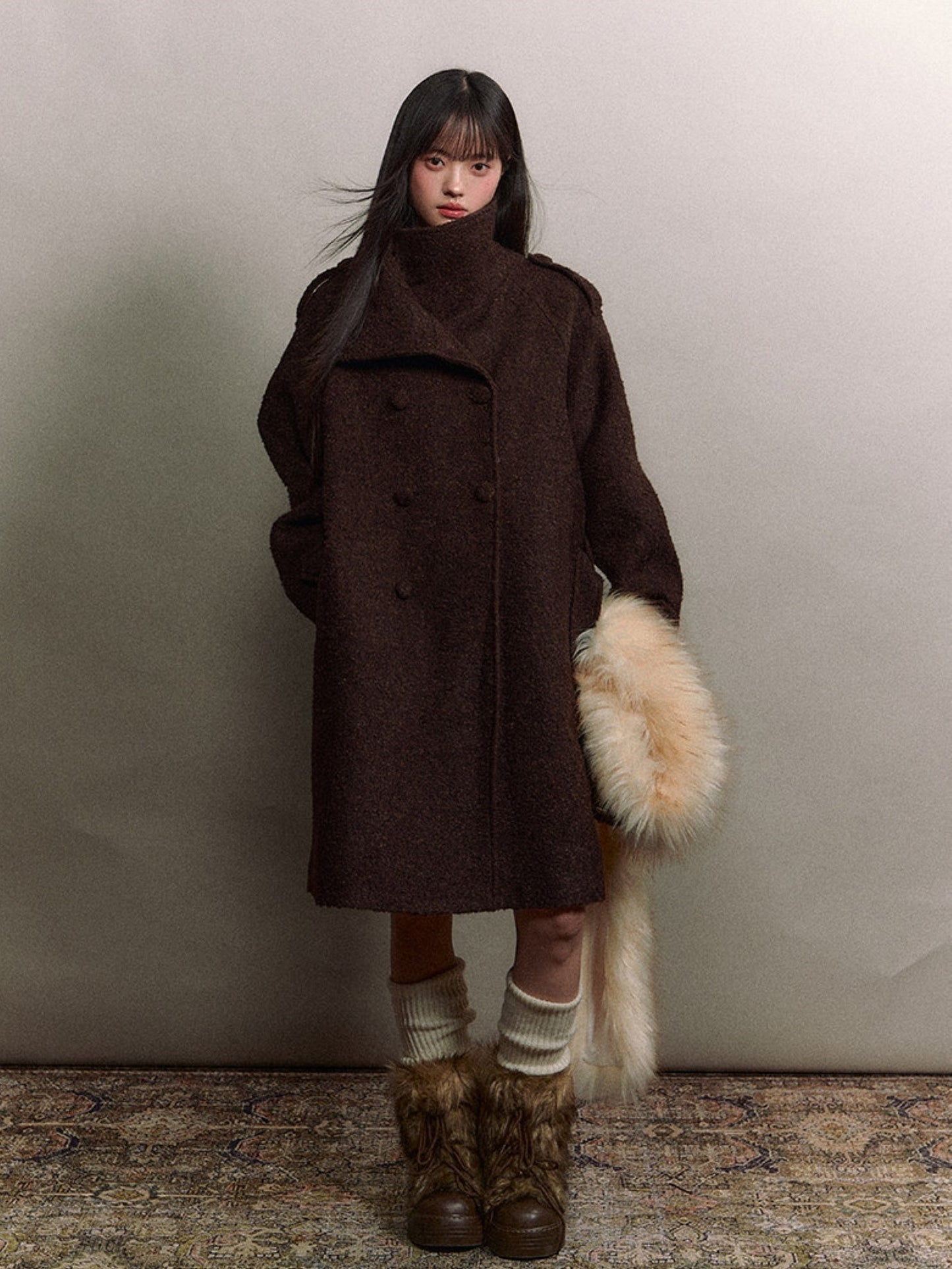 Soote Season - Deep Roast Brown Korean-Inspired Lady Collar Bouclé Long Wool Coat