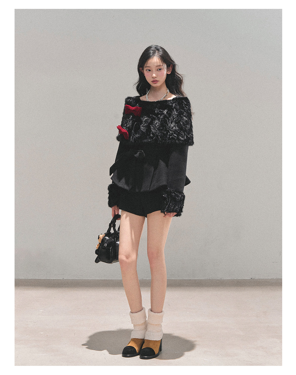 少也眼 “Drifting Through Her Dreams” – Winter Luxe Three-Piece Cape Set - Midnight Black 8746513