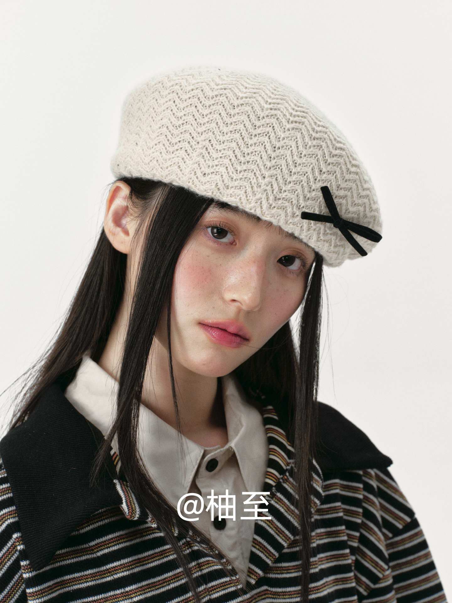 Ivory Cream Bow Knit Beret – Women's French Artist Hat