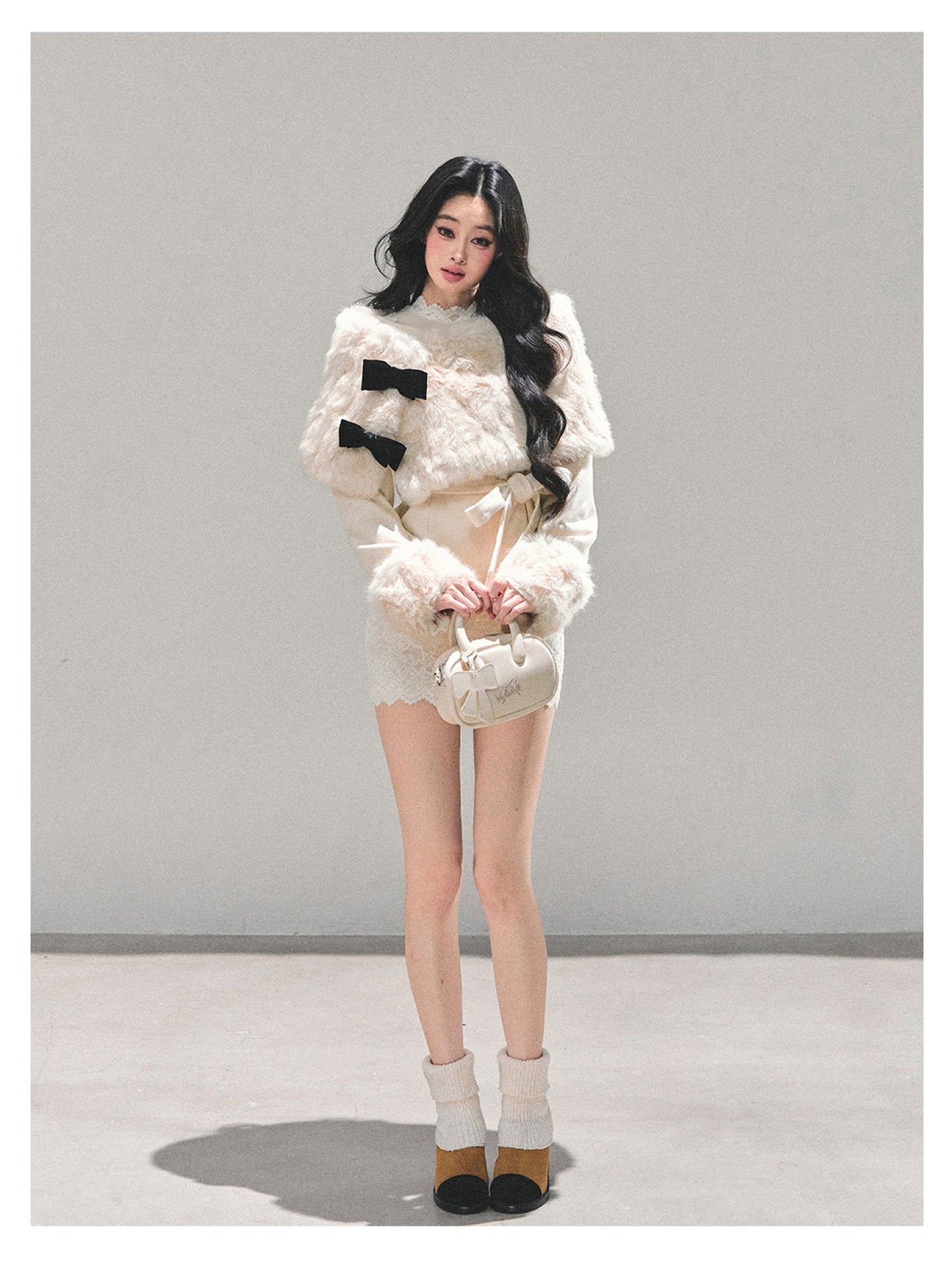 少也眼 “Through Her Dreamscape" Two-Piece Set