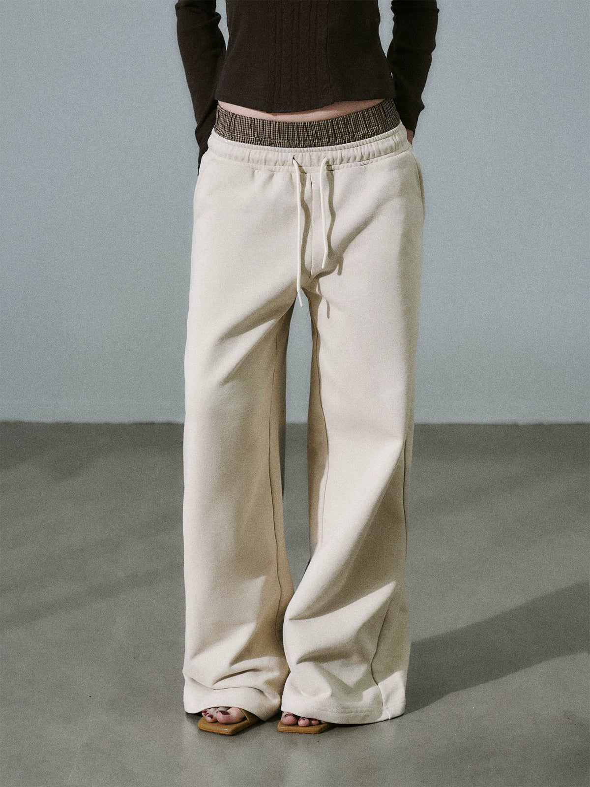 LOST FOREST - Heavyweight Cotton Low-Rise Wide-Leg Sweatpants (Dark Brown / Milk Tea)