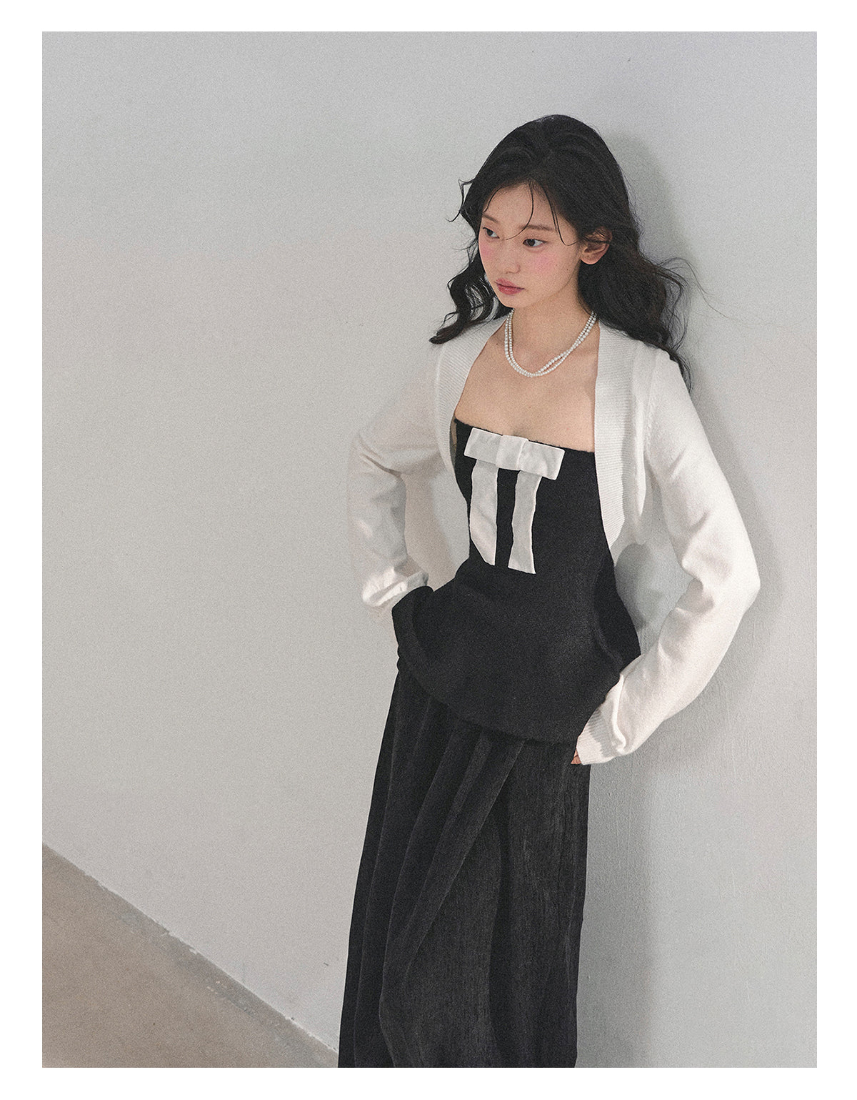 少也眼 "Lingering Warmth" Princess-Style Two-Piece Winter Set - Black/White 543545141