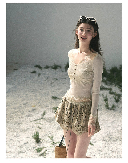 “Traces Left by the Wind” Ash Ivory Lace V-Neck Top