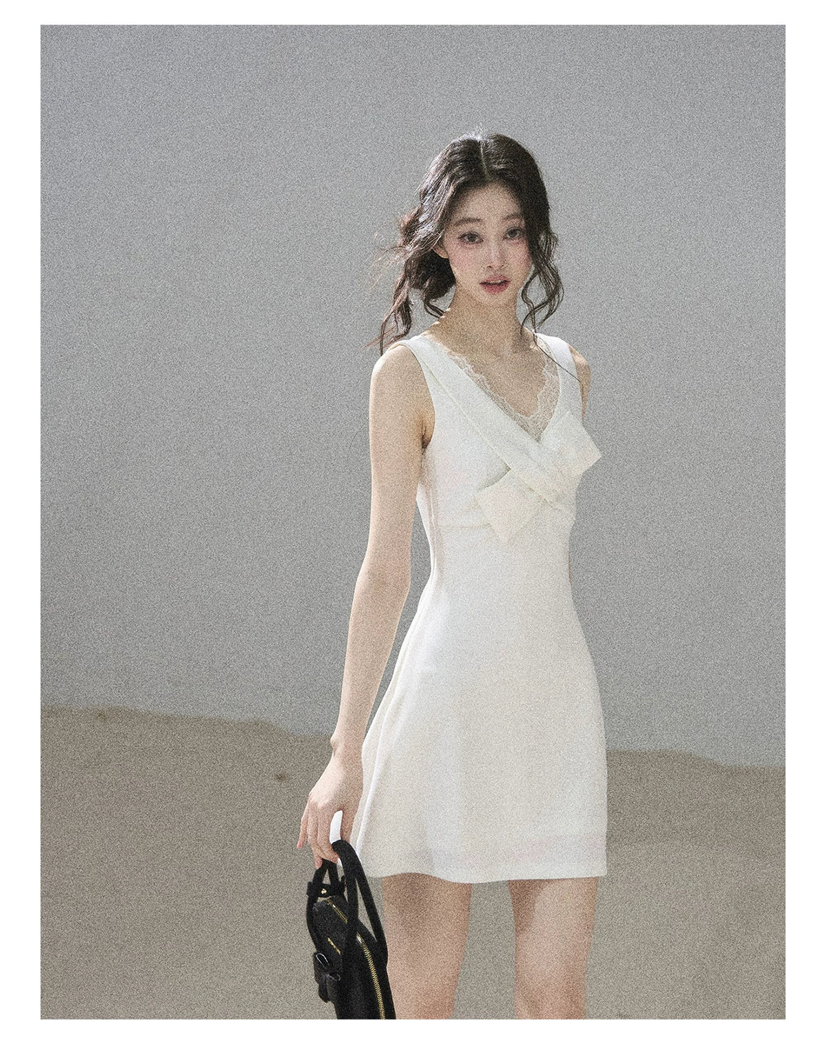 "White Tea Under the Moonlight" White Lace V-Neck Bodycon Mini Dress